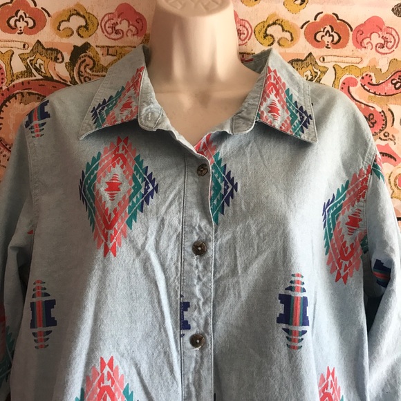 Denim & Company Tribal Print Button Down - Picture 3 of 8